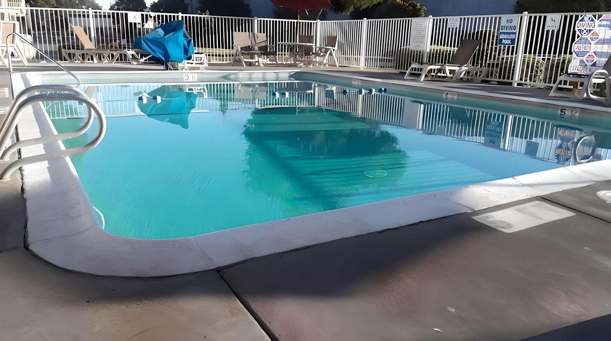 Park Inn By Radisson, Turlock Εξωτερικό φωτογραφία