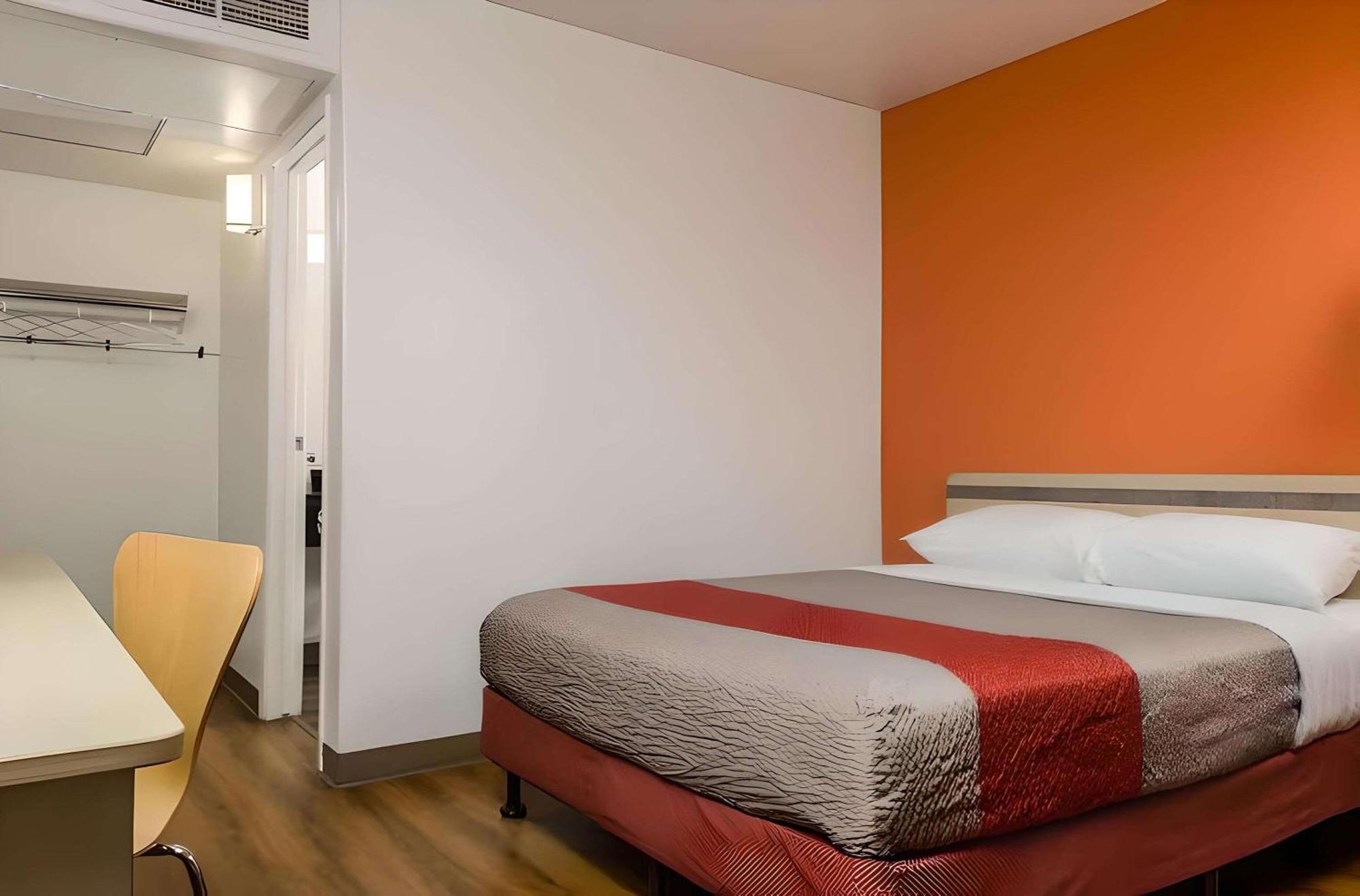 Park Inn By Radisson, Turlock Εξωτερικό φωτογραφία