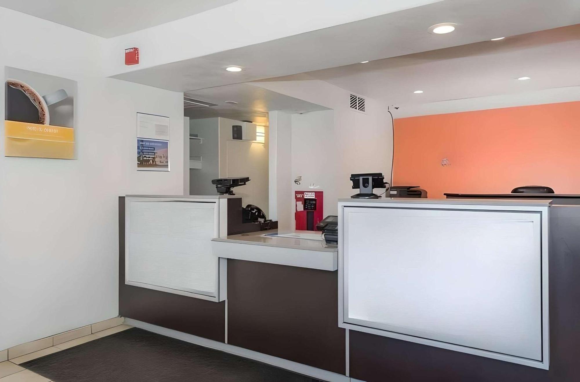 Park Inn By Radisson, Turlock Εξωτερικό φωτογραφία